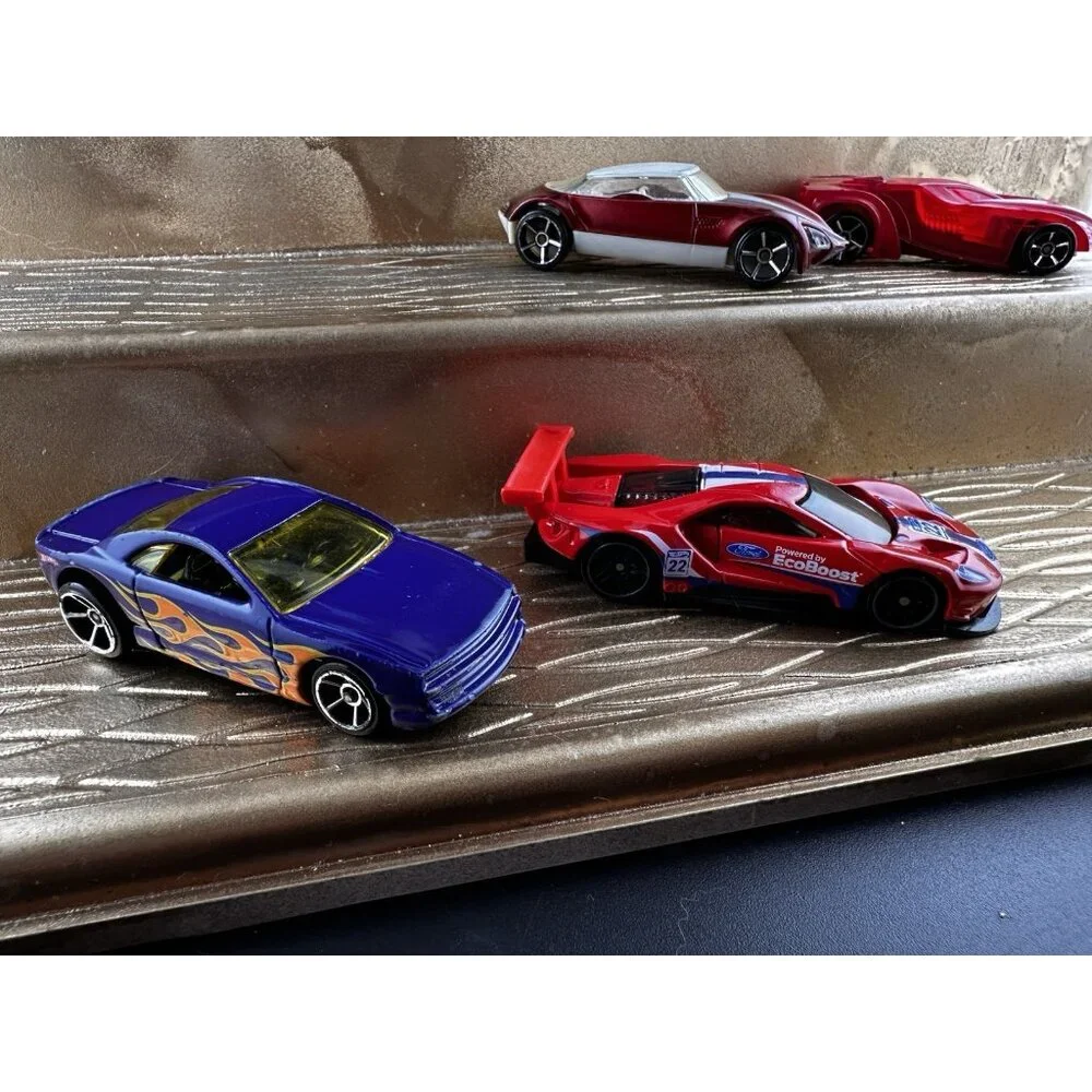 Lot Of 12 Hot Wheels‎ Maisto Diecast Cars And Trucks Modern And Vintage